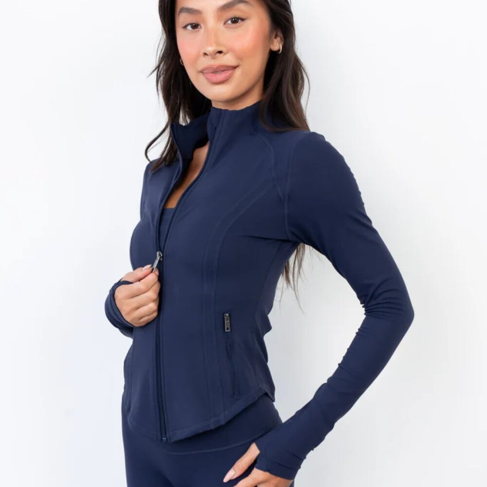 Vitality Cloud II Frame Jacket - Picture 2 of 8